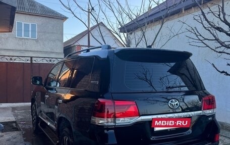 Toyota Land Cruiser 200, 2015 год, 4 150 000 рублей, 7 фотография