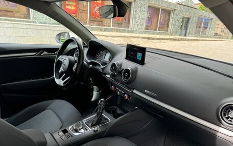 Audi A3, 2017 год, 1 799 000 рублей, 14 фотография