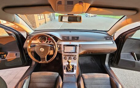 Volkswagen Passat B6, 2007 год, 1 100 000 рублей, 33 фотография