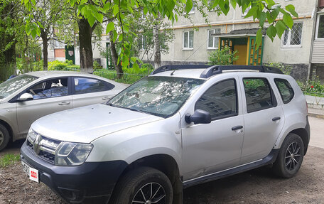 Renault Duster I рестайлинг, 2017 год, 570 000 рублей, 2 фотография