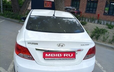 Hyundai Solaris II рестайлинг, 2012 год, 550 000 рублей, 3 фотография