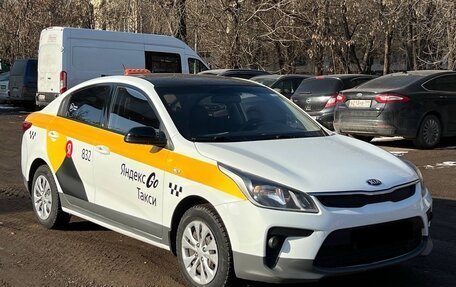 KIA Rio IV, 2018 год, 1 100 000 рублей, 3 фотография