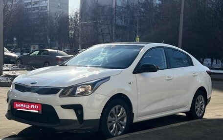 KIA Rio IV, 2018 год, 1 100 000 рублей, 22 фотография