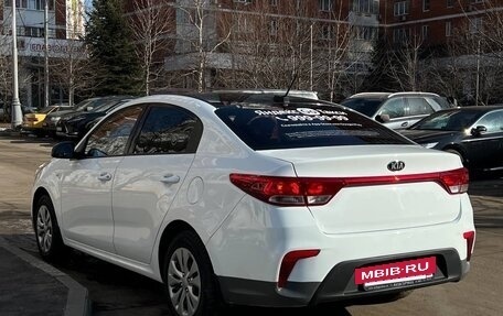 KIA Rio IV, 2018 год, 1 100 000 рублей, 23 фотография