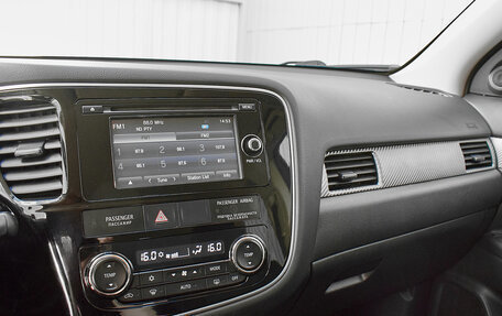 Mitsubishi Outlander III рестайлинг 3, 2013 год, 1 570 000 рублей, 15 фотография