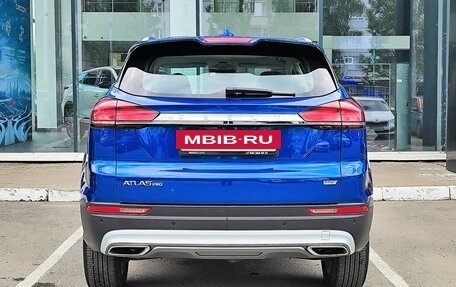 Geely Atlas, 2022 год, 1 980 000 рублей, 5 фотография