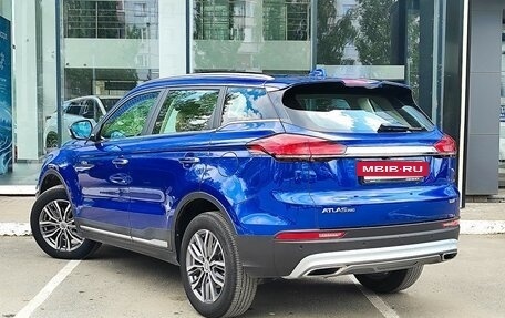 Geely Atlas, 2022 год, 1 980 000 рублей, 4 фотография