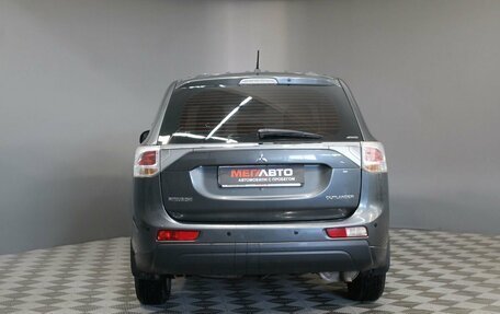 Mitsubishi Outlander III рестайлинг 3, 2014 год, 1 150 000 рублей, 6 фотография