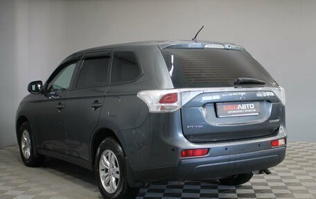 Mitsubishi Outlander III рестайлинг 3, 2014 год, 1 150 000 рублей, 7 фотография