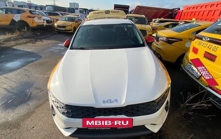 KIA K5, 2022 год, 1 808 500 рублей, 2 фотография