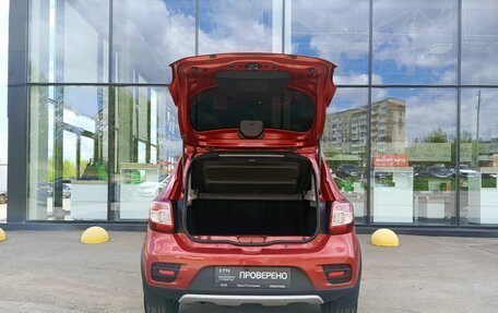 Renault Sandero II рестайлинг, 2016 год, 822 000 рублей, 12 фотография