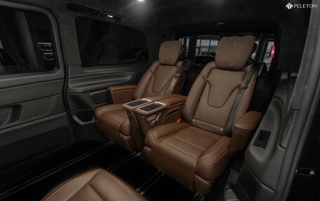 Mercedes-Benz V-Класс, 2019 год, 5 700 000 рублей, 16 фотография