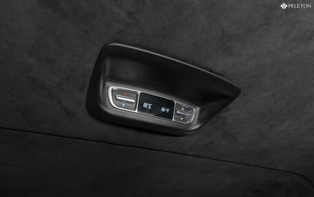 Mercedes-Benz V-Класс, 2019 год, 5 700 000 рублей, 19 фотография