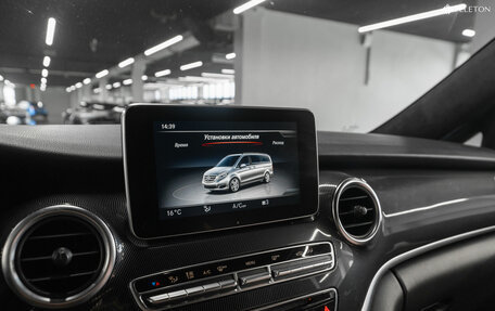 Mercedes-Benz V-Класс, 2019 год, 5 700 000 рублей, 26 фотография