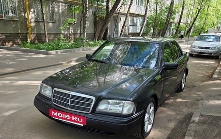 Mercedes-Benz C-Класс, 1993 год, 280 000 рублей, 2 фотография