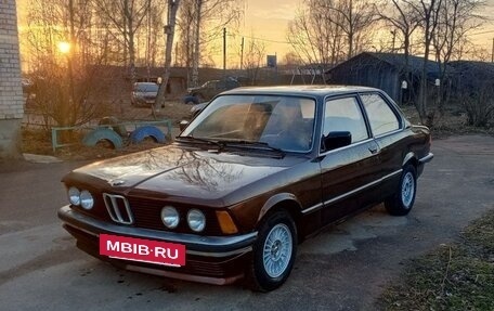 BMW 3 серия, 1983 год, 500 000 рублей, 13 фотография