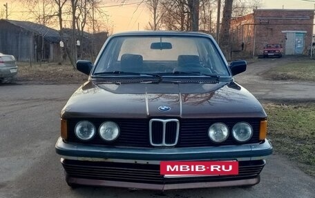 BMW 3 серия, 1983 год, 500 000 рублей, 19 фотография