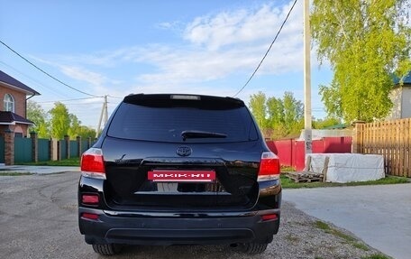 Toyota Highlander III, 2012 год, 2 350 000 рублей, 8 фотография