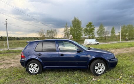 Volkswagen Golf IV, 2002 год, 499 999 рублей, 3 фотография