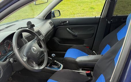 Volkswagen Golf IV, 2002 год, 499 999 рублей, 6 фотография