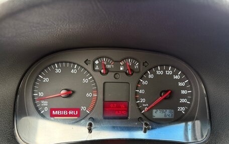 Volkswagen Golf IV, 2002 год, 499 999 рублей, 17 фотография