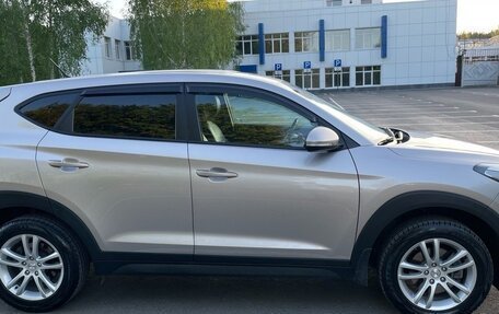 Hyundai Tucson III, 2016 год, 1 800 000 рублей, 5 фотография