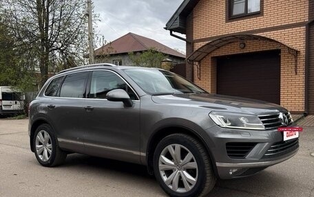 Volkswagen Touareg III, 2015 год, 3 199 000 рублей, 4 фотография