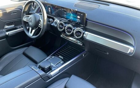 Mercedes-Benz GLB, 2021 год, 3 100 000 рублей, 3 фотография