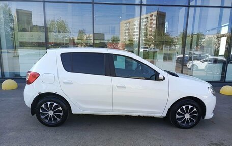 Renault Sandero II рестайлинг, 2015 год, 700 000 рублей, 5 фотография