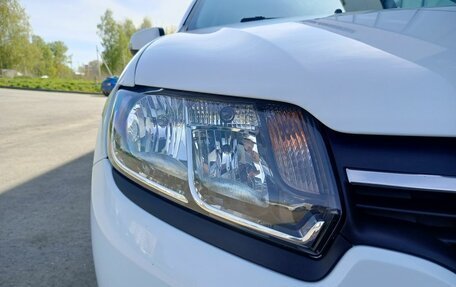Renault Sandero II рестайлинг, 2015 год, 700 000 рублей, 21 фотография