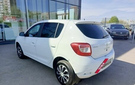 Renault Sandero II рестайлинг, 2015 год, 700 000 рублей, 8 фотография