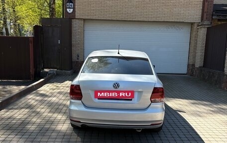 Volkswagen Polo VI (EU Market), 2016 год, 860 000 рублей, 4 фотография