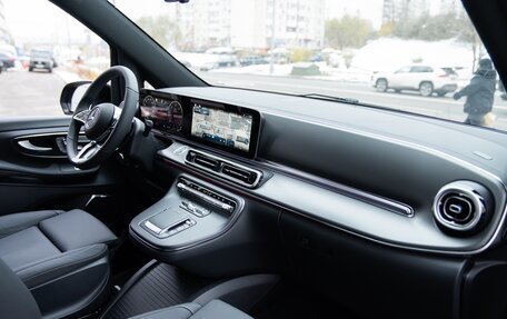 Mercedes-Benz V-Класс, 2024 год, 24 000 000 рублей, 9 фотография