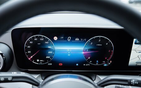 Mercedes-Benz V-Класс, 2024 год, 24 000 000 рублей, 8 фотография