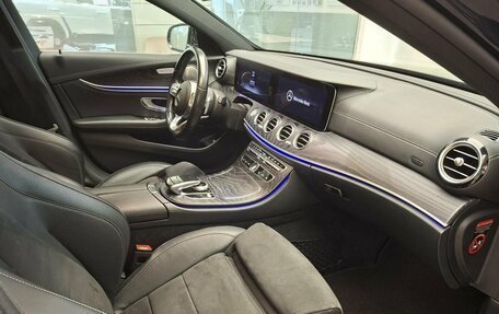 Mercedes-Benz E-Класс, 2019 год, 2 999 000 рублей, 9 фотография