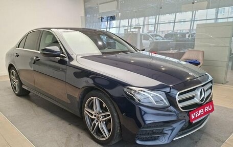 Mercedes-Benz E-Класс, 2019 год, 2 999 000 рублей, 2 фотография
