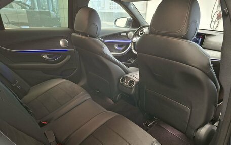 Mercedes-Benz E-Класс, 2019 год, 2 999 000 рублей, 12 фотография