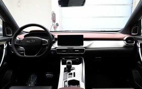 Geely Coolray I, 2023 год, 1 825 000 рублей, 13 фотография