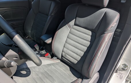 Mitsubishi Outlander III рестайлинг 3, 2022 год, 2 755 000 рублей, 20 фотография