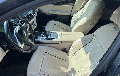 BMW 7 серия, 2017 год, 3 399 000 рублей, 8 фотография
