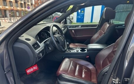 Volkswagen Touareg III, 2011 год, 3 650 000 рублей, 18 фотография