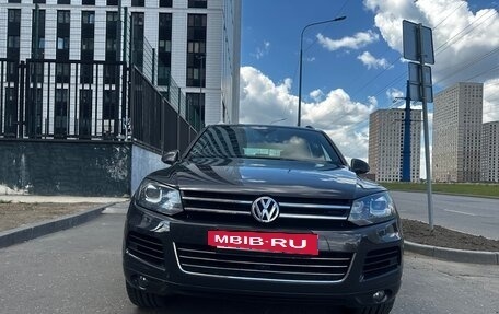 Volkswagen Touareg III, 2011 год, 3 650 000 рублей, 11 фотография