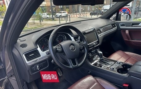 Volkswagen Touareg III, 2011 год, 3 650 000 рублей, 19 фотография