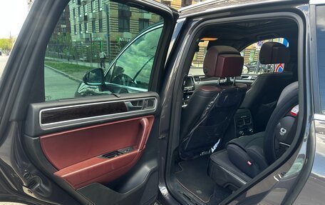 Volkswagen Touareg III, 2011 год, 3 650 000 рублей, 21 фотография