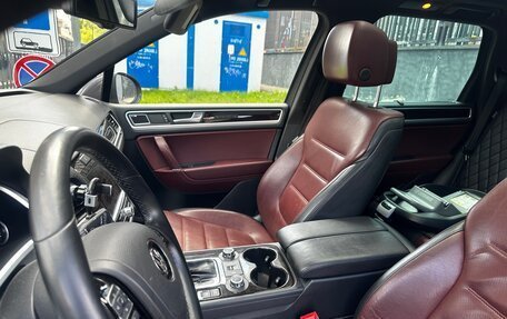 Volkswagen Touareg III, 2011 год, 3 650 000 рублей, 20 фотография