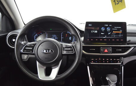 KIA K3, 2019 год, 1 720 000 рублей, 11 фотография