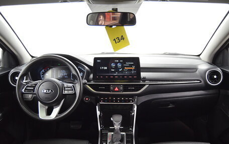 KIA K3, 2019 год, 1 720 000 рублей, 19 фотография