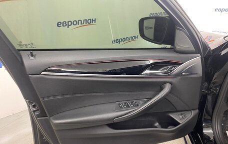 BMW 5 серия, 2019 год, 3 390 000 рублей, 12 фотография