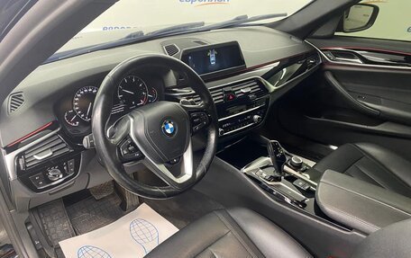 BMW 5 серия, 2019 год, 3 390 000 рублей, 10 фотография