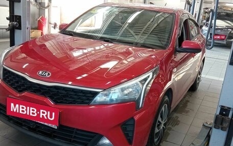 KIA Rio IV, 2021 год, 1 480 000 рублей, 1 фотография
